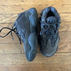 Adidas Yeezy 500s utility black